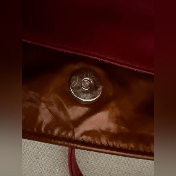 Chanel Bon Bon glossy metallic Bronze Patent Leather tote Vintage 2008 - Picture 8 of 16